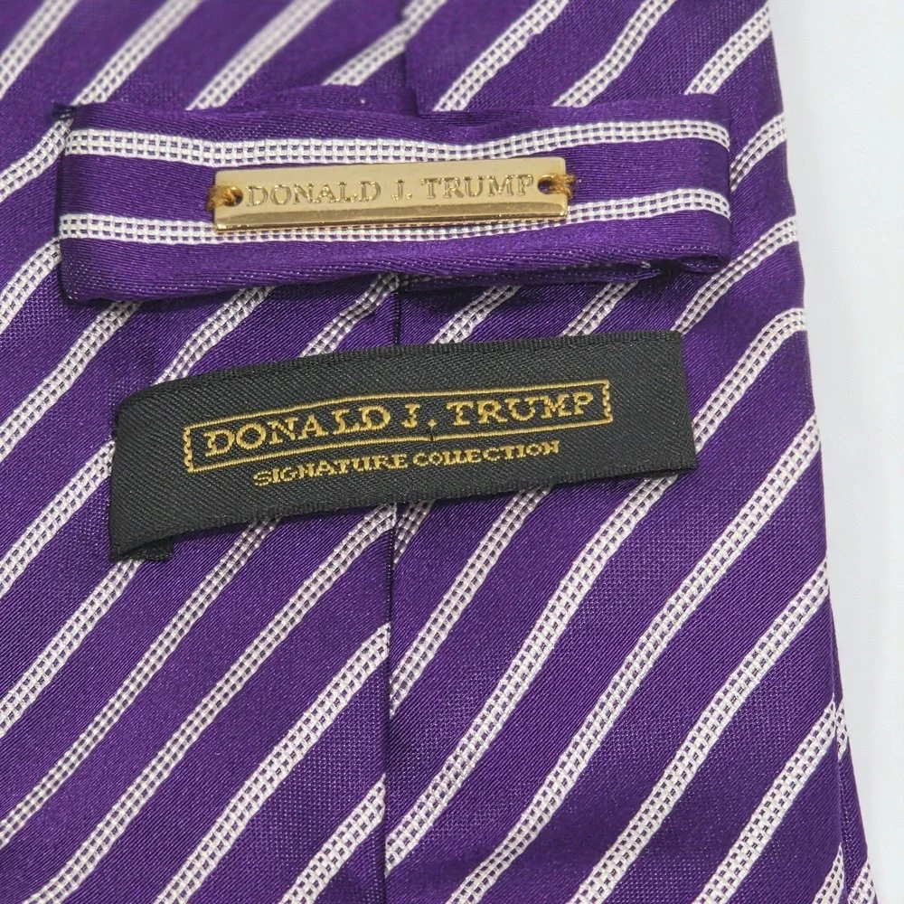 Donald J Trump‎ Signature Collection Silk Tie Mens Purple White Striped Gold Bar